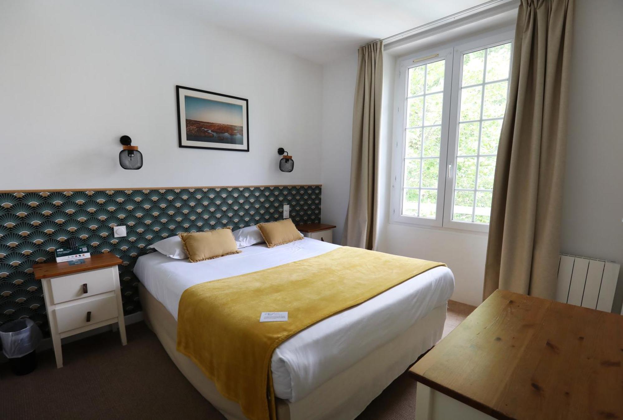 Hotel Flornoy Baie De La Baule 3*